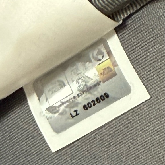 The North Face Recon Backpack Hiking School Laptop Outdoor‎ Blue Pink Orange - Picture 14 of 15